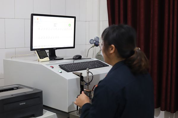 鑄鋼件加工廠家是怎么控制鑄件的化學(xué)成分？