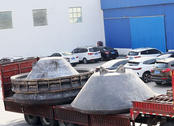大型鑄造加工廠家講解鑄件的金屬凝固過程中存在哪些問題？