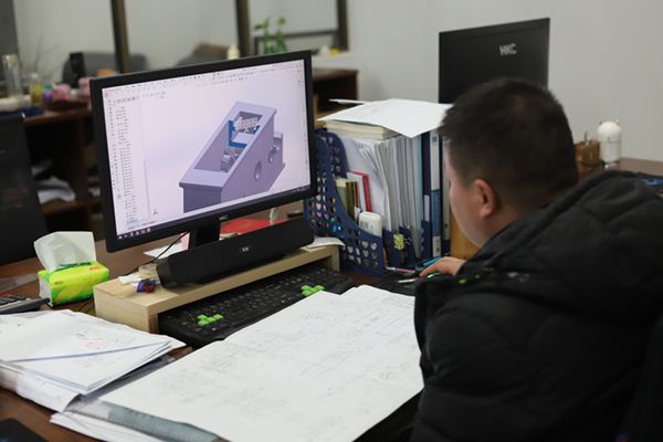對不同材質(zhì)的鑄鋼件，鑄鋼件加工廠家如何設計工藝筋？
