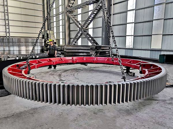鑄鋼件廠家為了提高鑄鋼件大齒輪綜合機械行性能，是怎么調(diào)質(zhì)的？