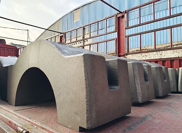在對大型鑄鋼件造型中，直澆道、橫澆道、內(nèi)澆道起到什么作用？